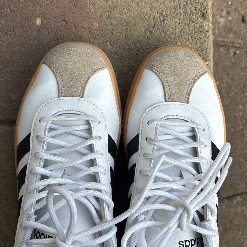 Adidas Women’s White & Black Court-Style Sneakers with Gum Sole - Picture 5 of 8